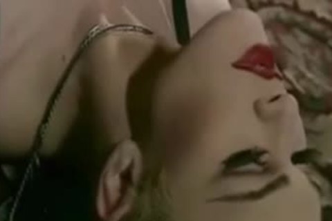slutty girl With Her Girlfriend Transvestite