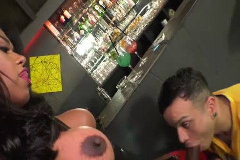 Waleska Sargentely - Cums In The throat Of The Deejay