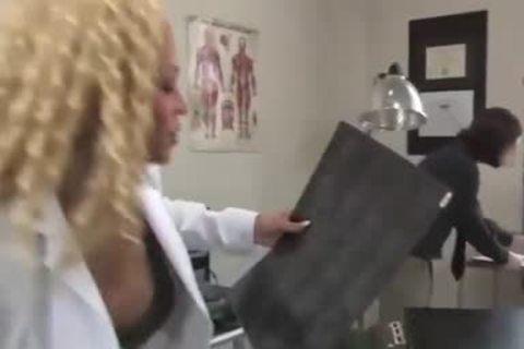 Jessica Host - Doctor Jessica Host