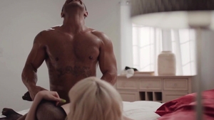 Trans Sensual - Kate Zoha in shorts amongst Draven Navarro 69