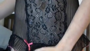 ladyboy Amateurs Giving Blowjobs Each Other On cam
